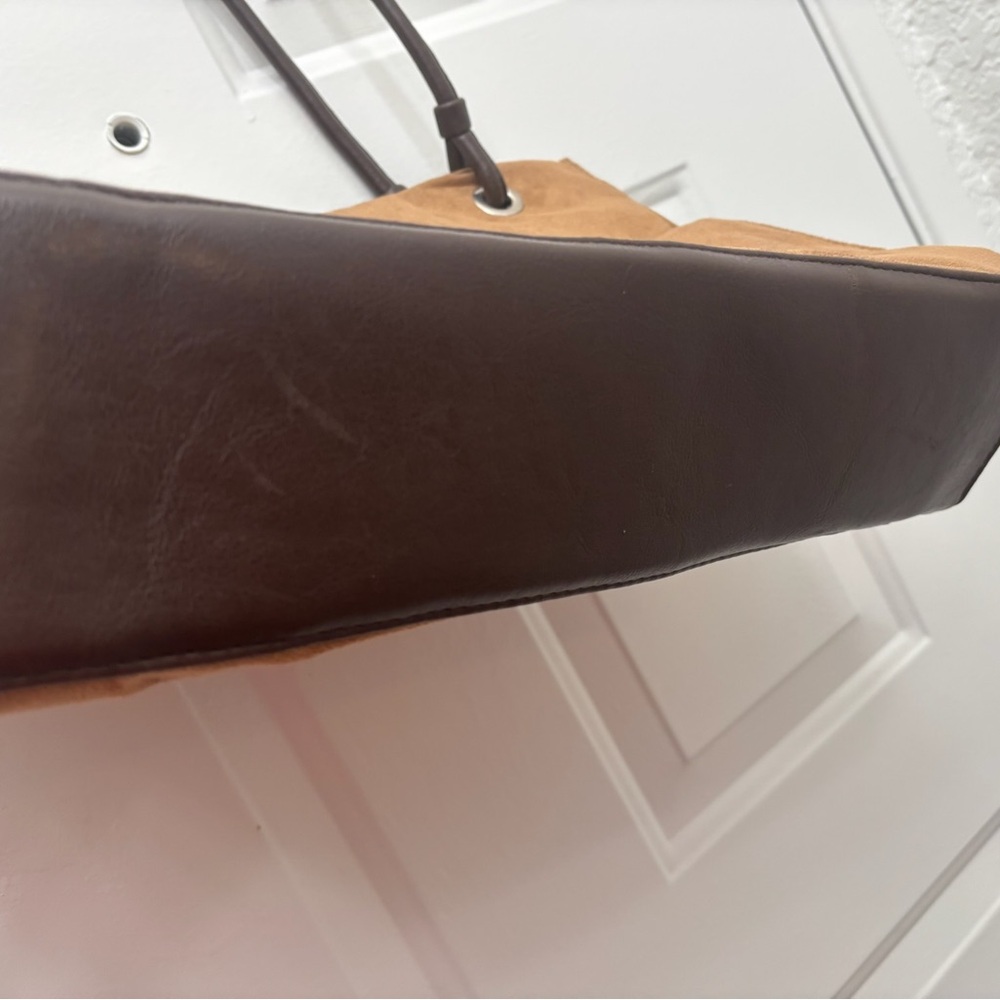 Sage Harbor Suede Tote Bag Tan Brown Leather Strap Shoulder Bag - Picture 5 of 5